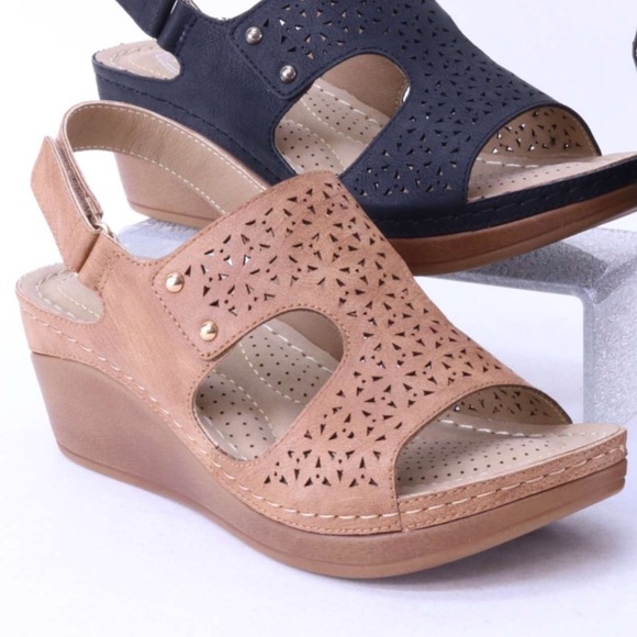 Italina Tan TStrap Comfort Sporty Velcro Sandal 10 - Picture 4 of 8